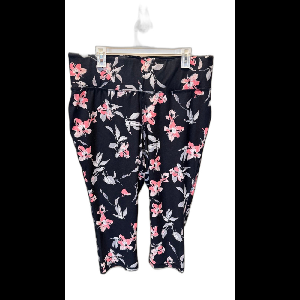 LIVI 18/20 Beautiful floral Athletic Capri leggings